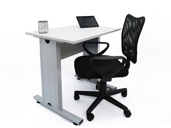 combo-escritorio-silla-mas-tablet